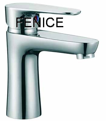 Single lever basin mixer