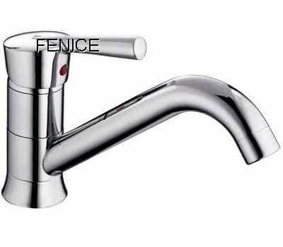 single lever kitchen mixer