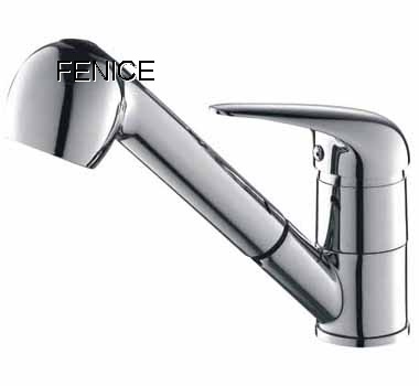 single lever kitchen mixer