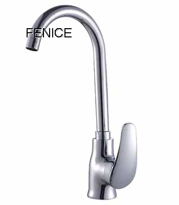 single lever kitchen mixer