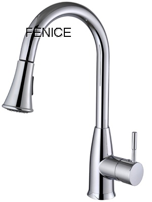 Single lever kitchen faucet